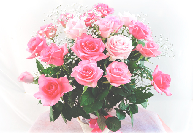 彼女や恋人に贈るバラの花束のサプライズ！誕生日祝い等に
